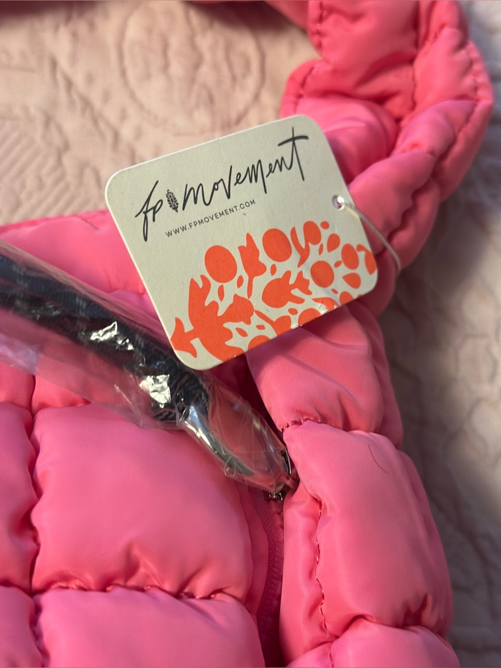 Free People Quilted Hot Pink Puffer Crossbody Bag - Picture 5 of 7